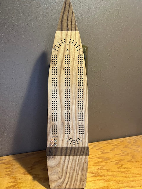 Cribbage board